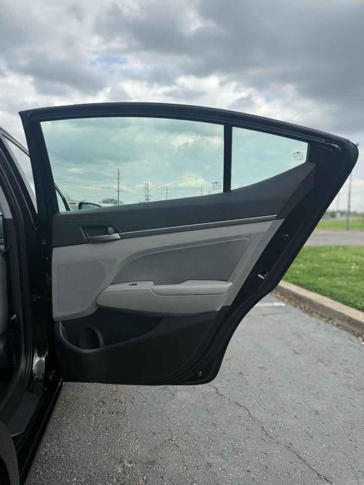 Hyundai Elantra Limited 2018