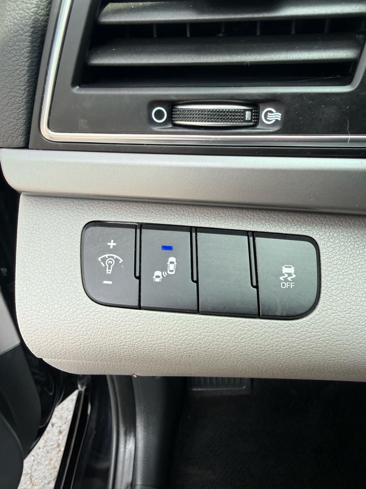 Hyundai Elantra Limited 2018