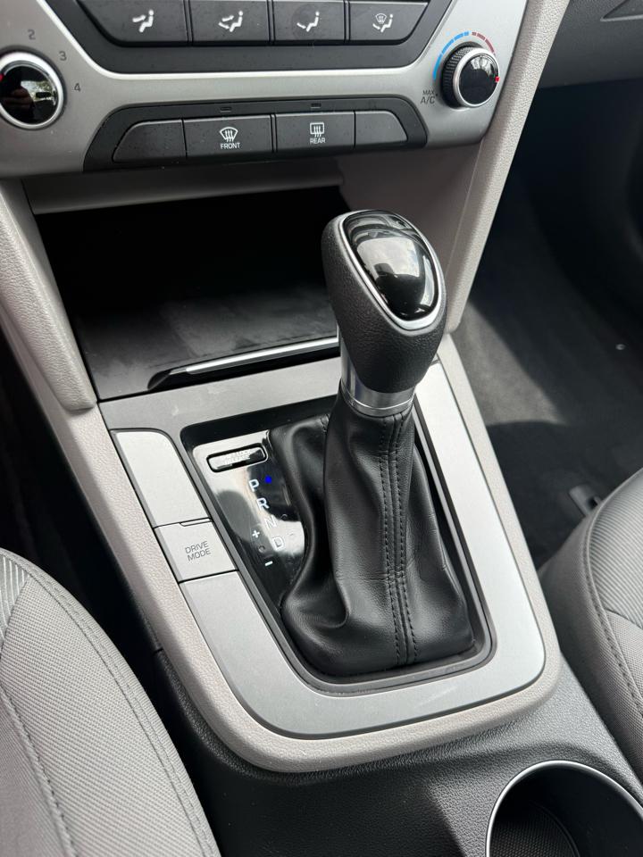 Hyundai Elantra Limited 2018