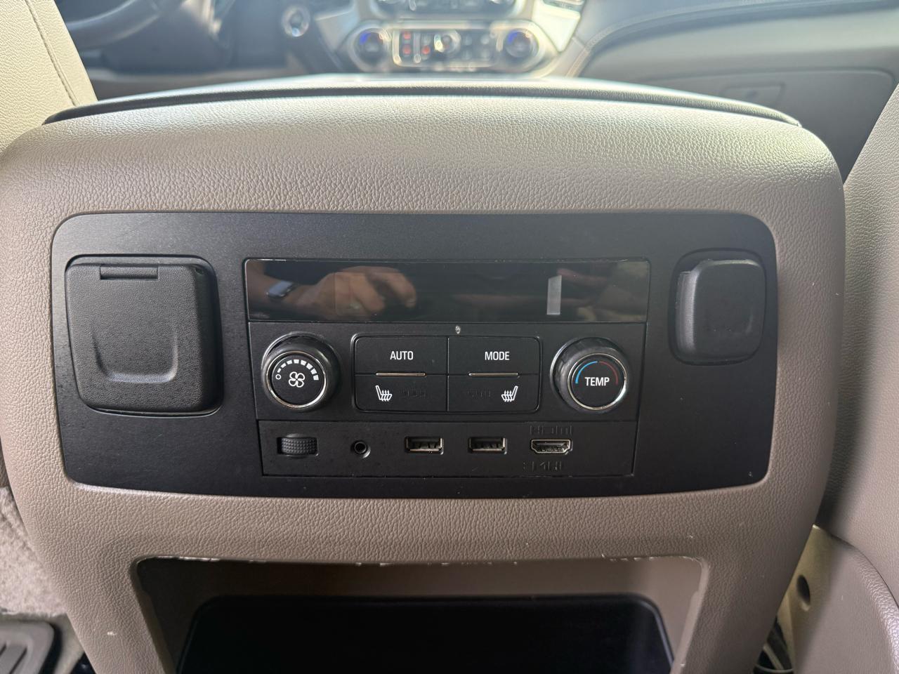 Chevrolet Suburban Premier 4WD 2018