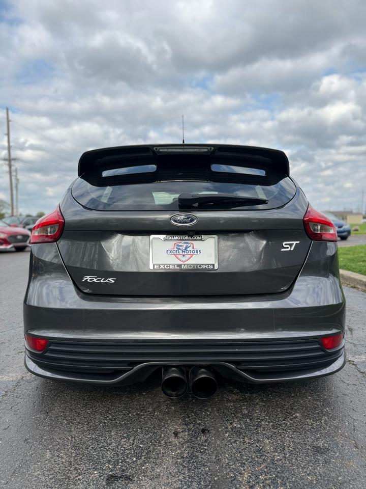 Ford Focus ST Hatch 2017