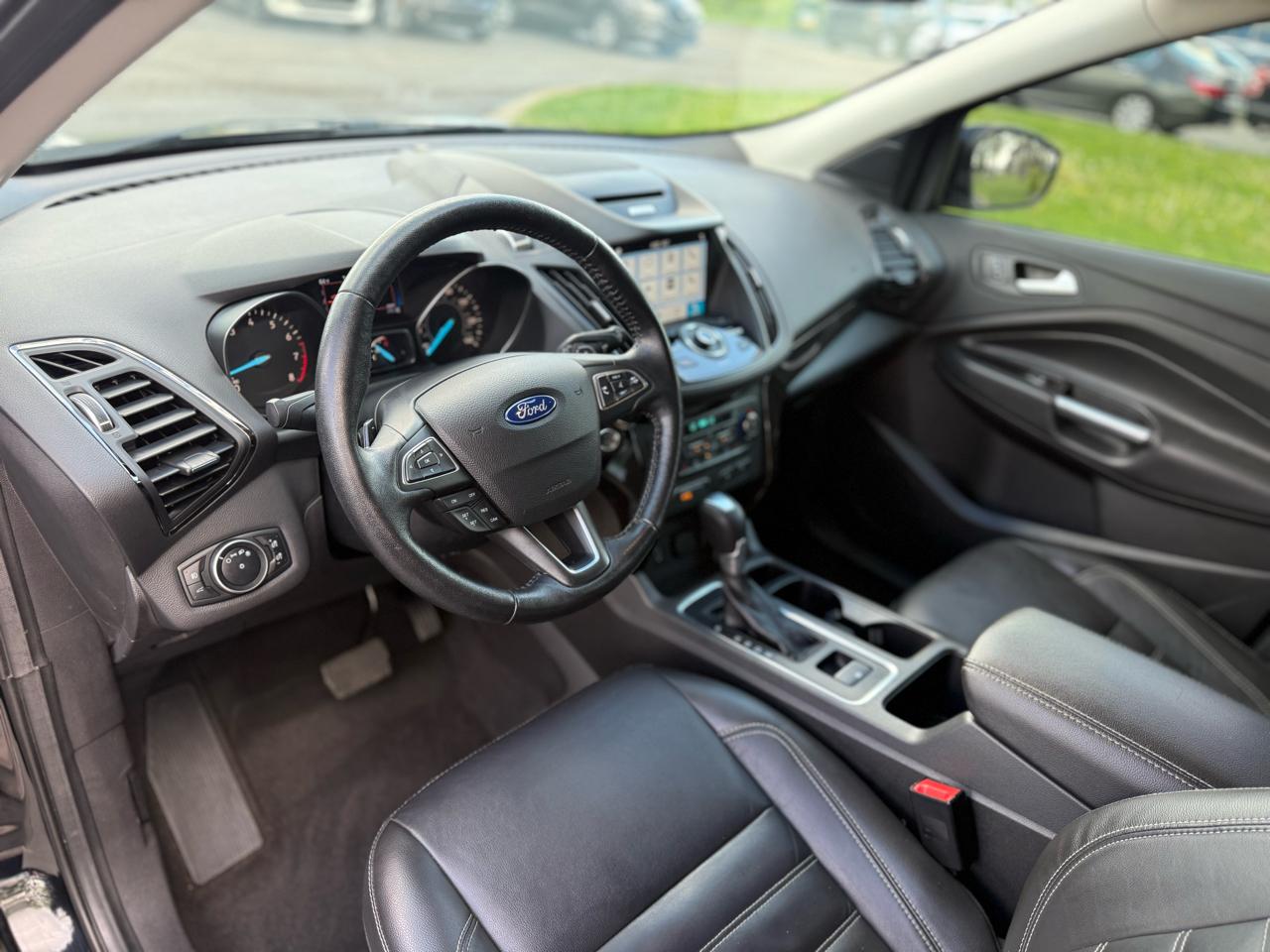 Ford Escape Titanium FWD 2017