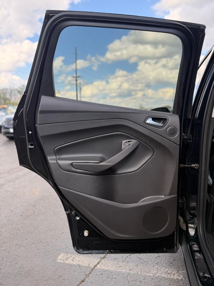 Ford Escape Titanium FWD 2017