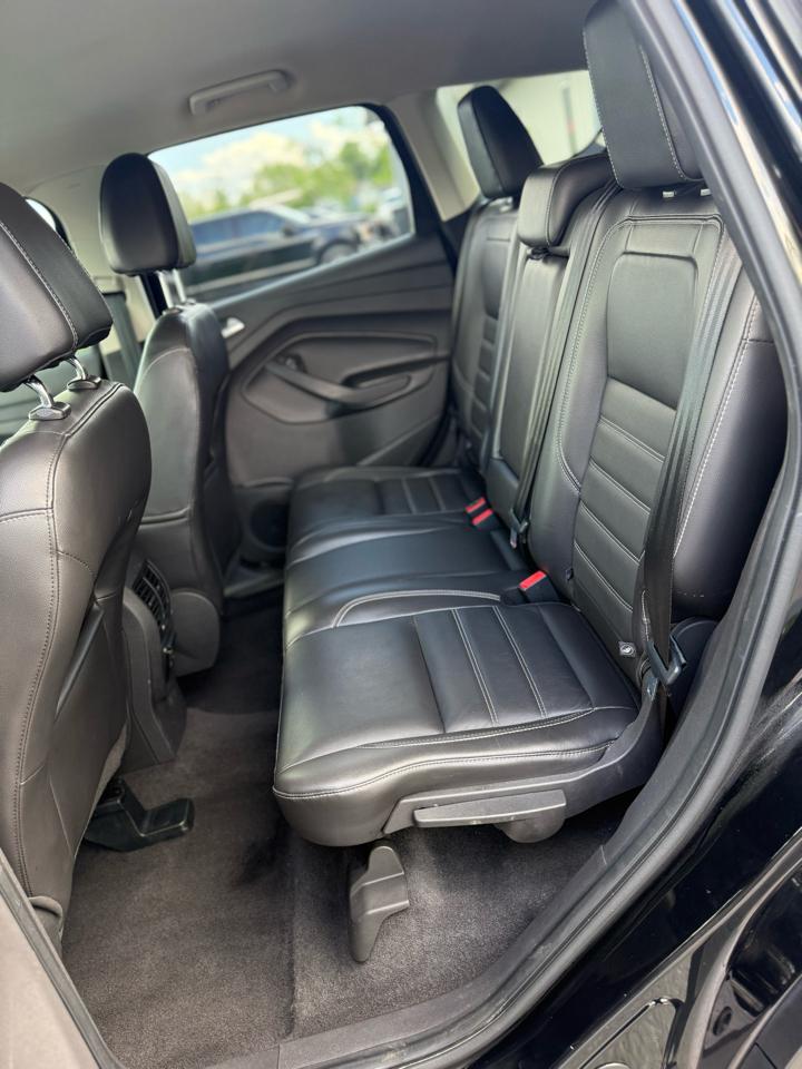 Ford Escape Titanium FWD 2017