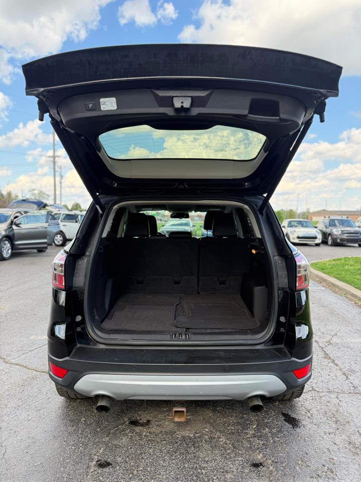 Ford Escape Titanium FWD 2017