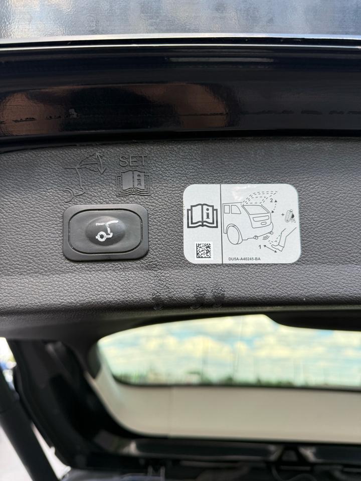 Ford Escape Titanium FWD 2017