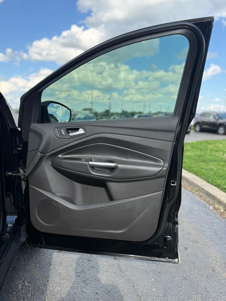 Ford Escape Titanium FWD 2017