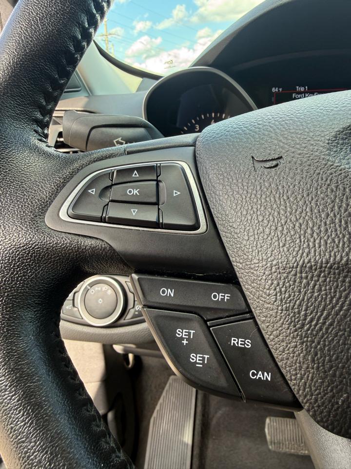 Ford Escape Titanium FWD 2017