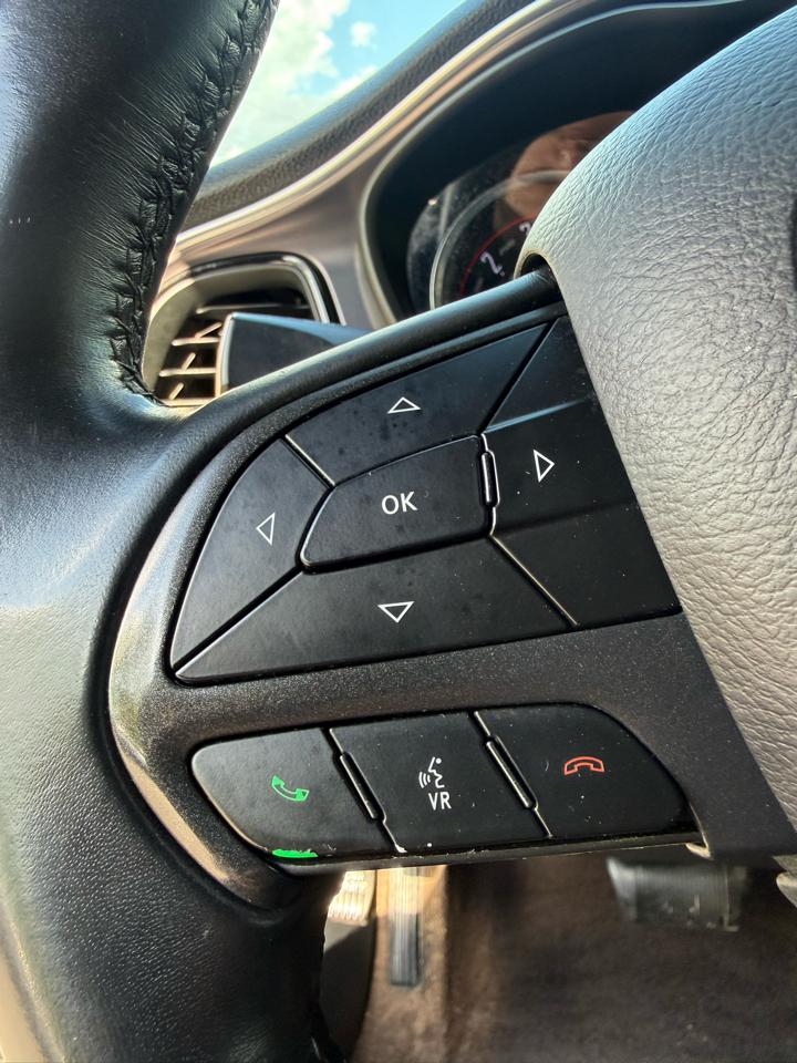 Dodge Challenger SXT 2019