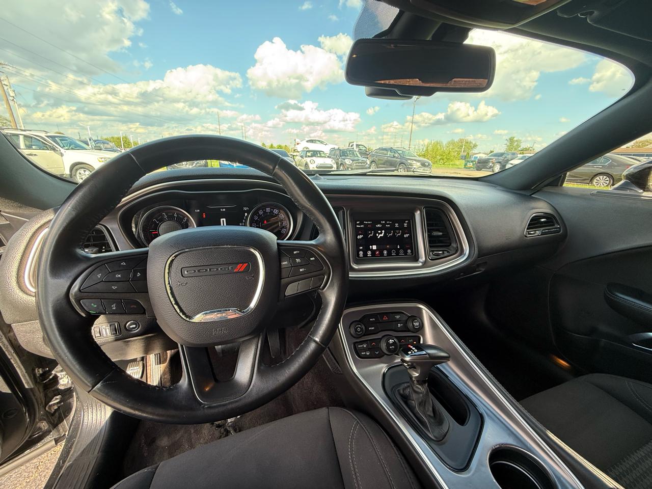 Dodge Challenger SXT 2019