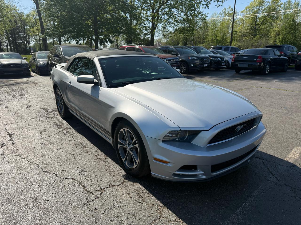 Ford Mustang V6 Convertible 2014