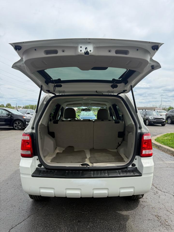 Ford Escape XLT FWD 2011