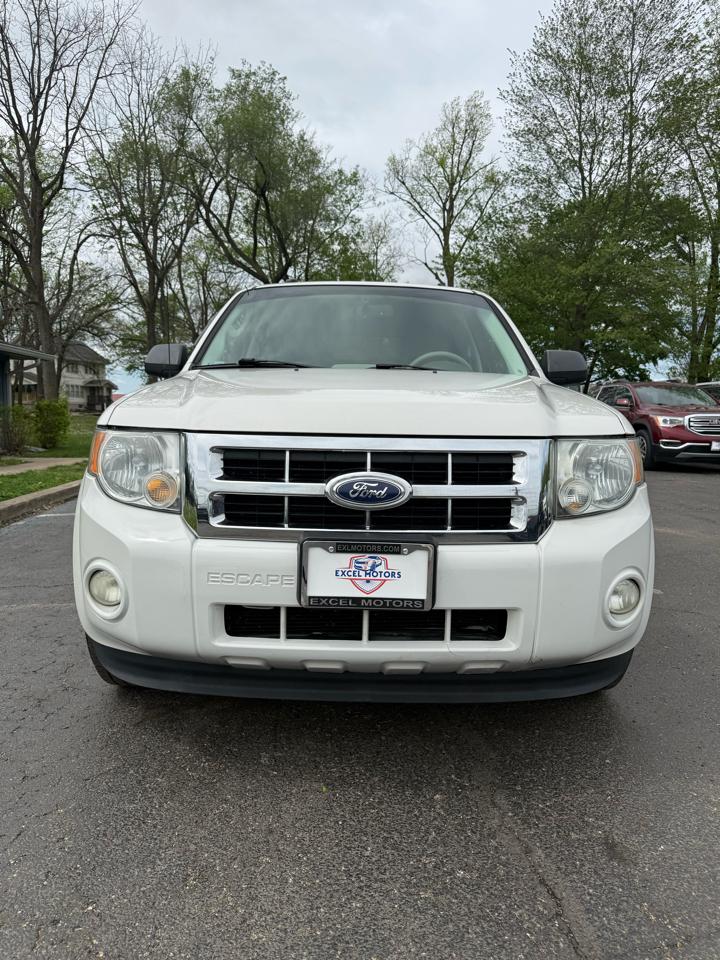Ford Escape XLT FWD 2011