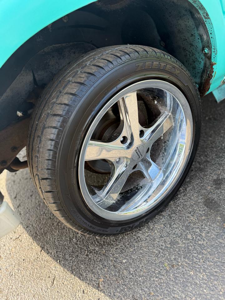 Chevrolet Blazer LS 2-Door 2WD 2001