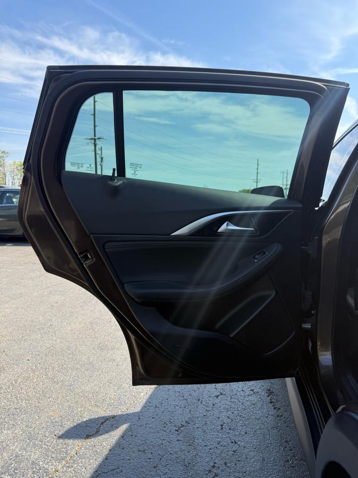 Infiniti QX30 Luxury AWD 2017