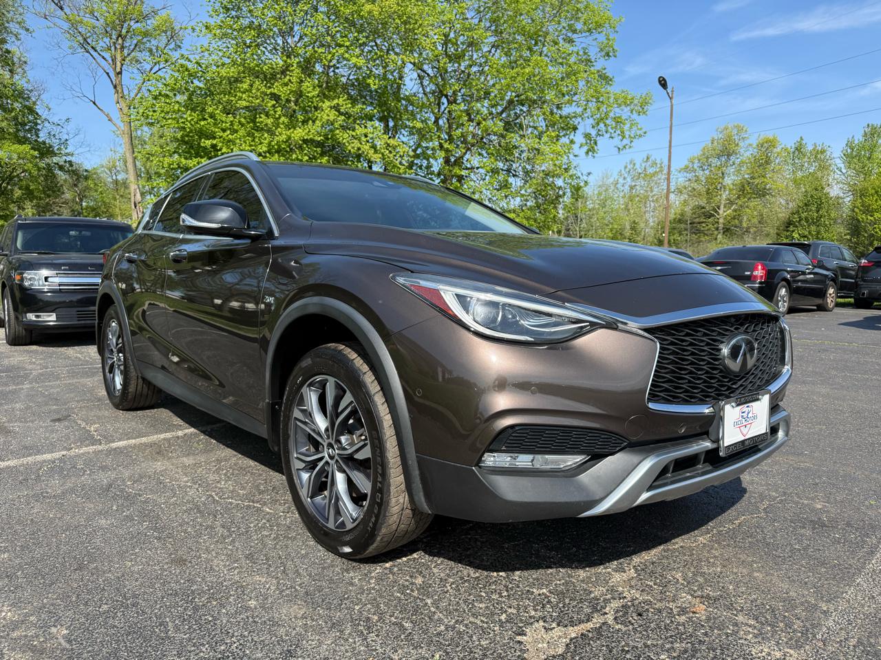 Infiniti QX30 Luxury AWD 2017