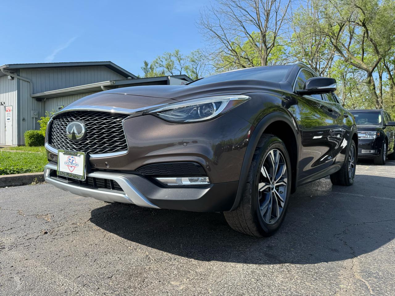 Infiniti QX30 Luxury AWD 2017
