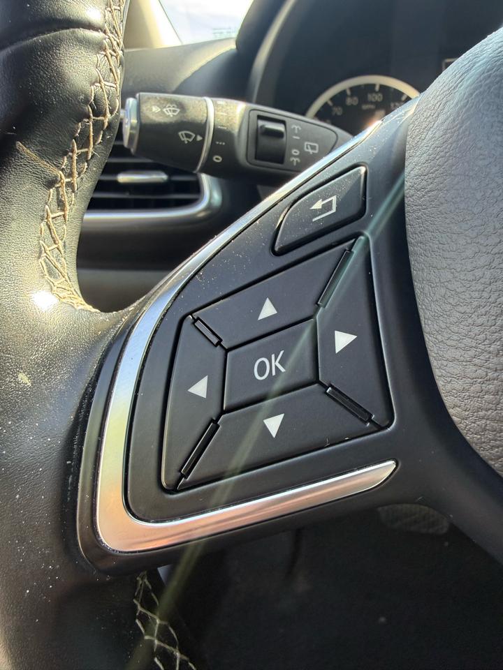 Infiniti QX30 Luxury AWD 2017