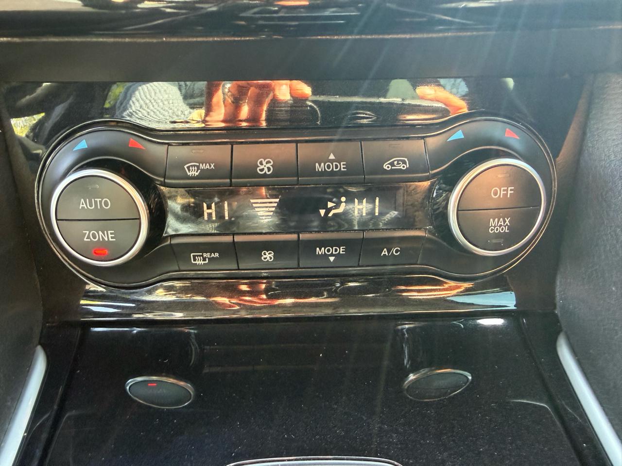 Infiniti QX30 Luxury AWD 2017