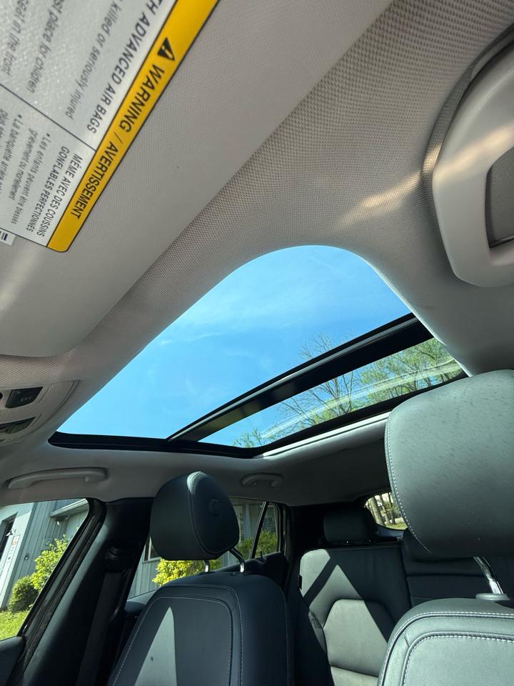 Infiniti QX30 Luxury AWD 2017