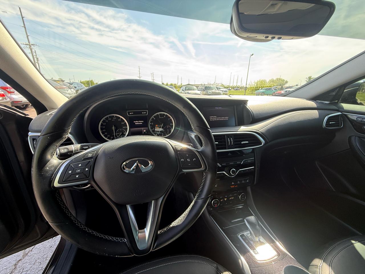 Infiniti QX30 Luxury AWD 2017