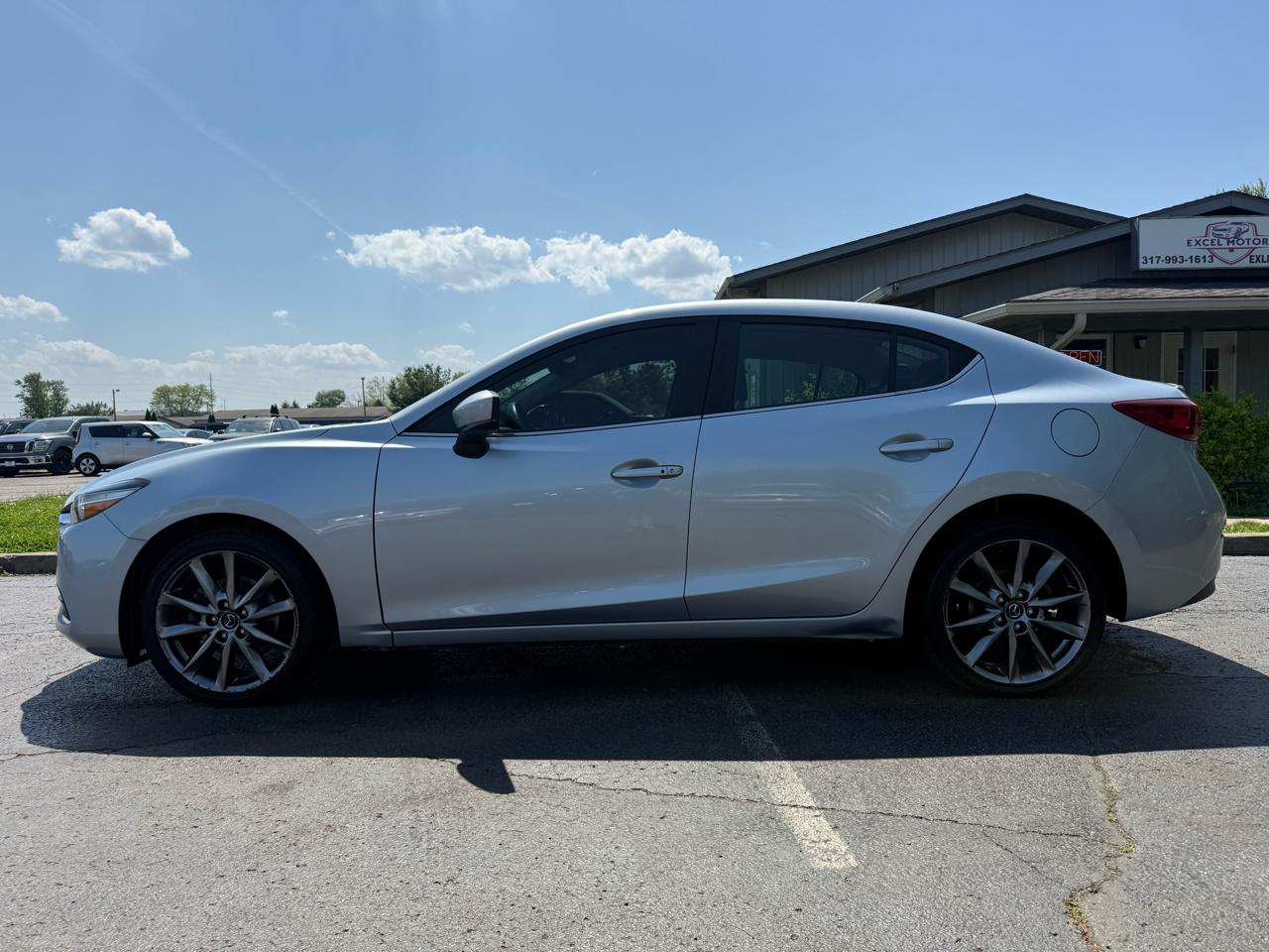 Mazda MAZDA3 4dr Sdn Auto s Touring 2018