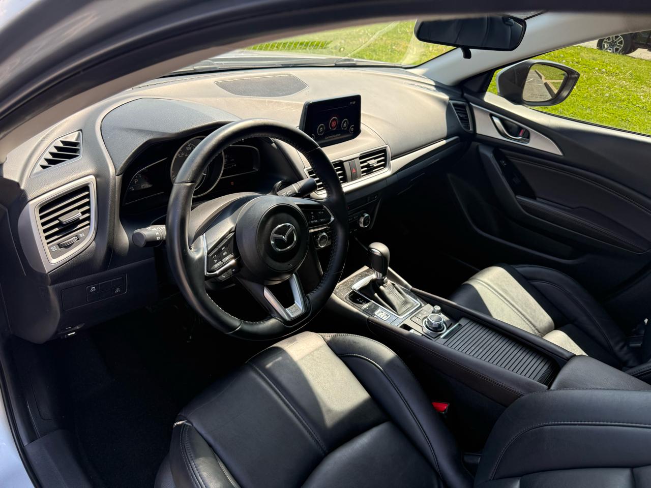 Mazda MAZDA3 4dr Sdn Auto s Touring 2018