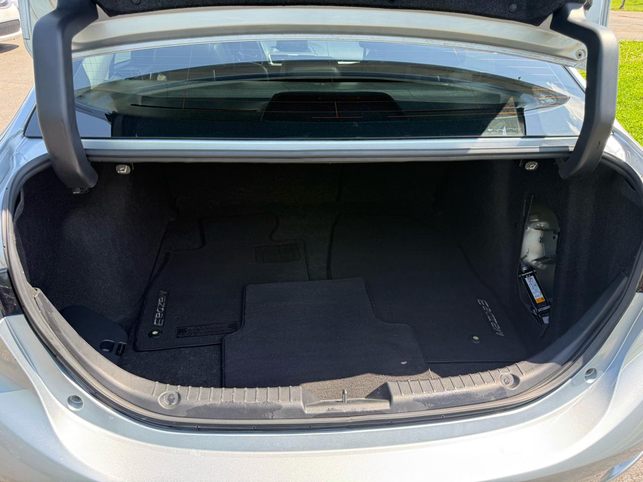 Mazda MAZDA3 4dr Sdn Auto s Touring 2018