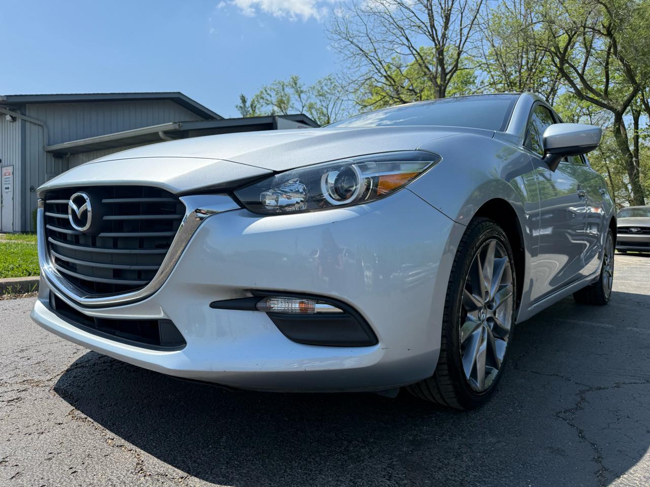Mazda MAZDA3 4dr Sdn Auto s Touring 2018