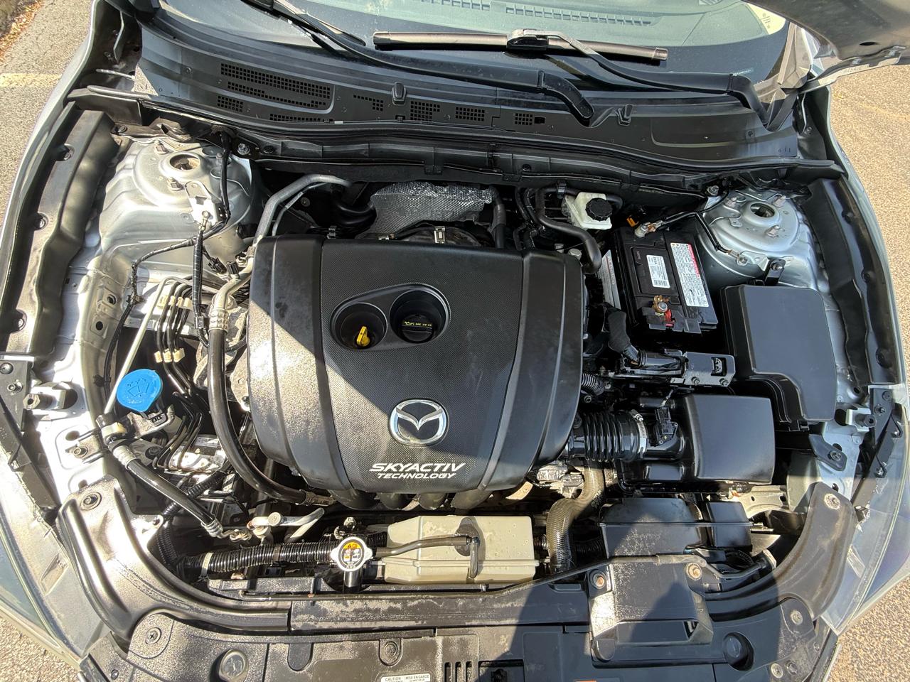 Mazda MAZDA3 4dr Sdn Auto s Touring 2018