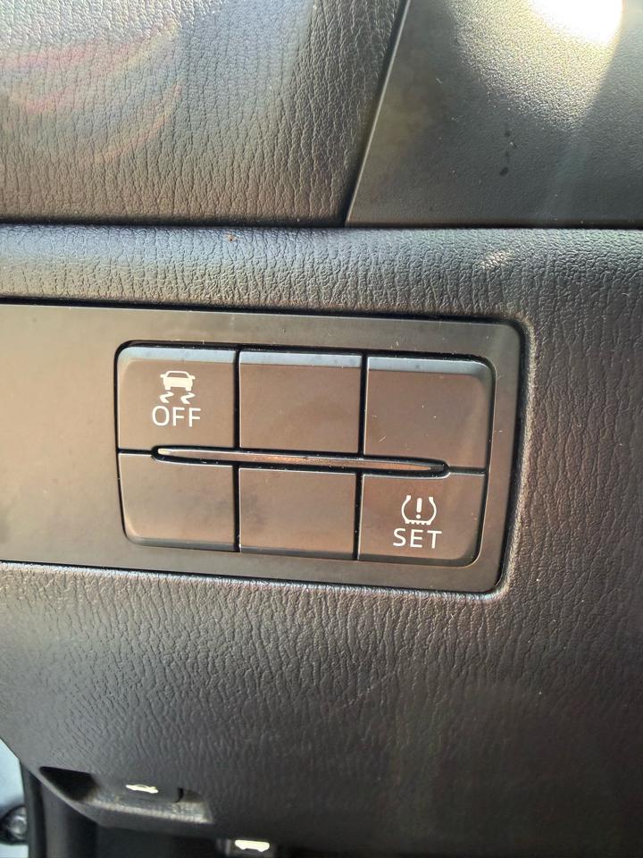 Mazda MAZDA3 4dr Sdn Auto s Touring 2018