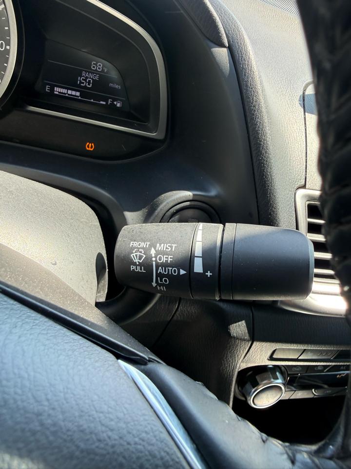 Mazda MAZDA3 4dr Sdn Auto s Touring 2018