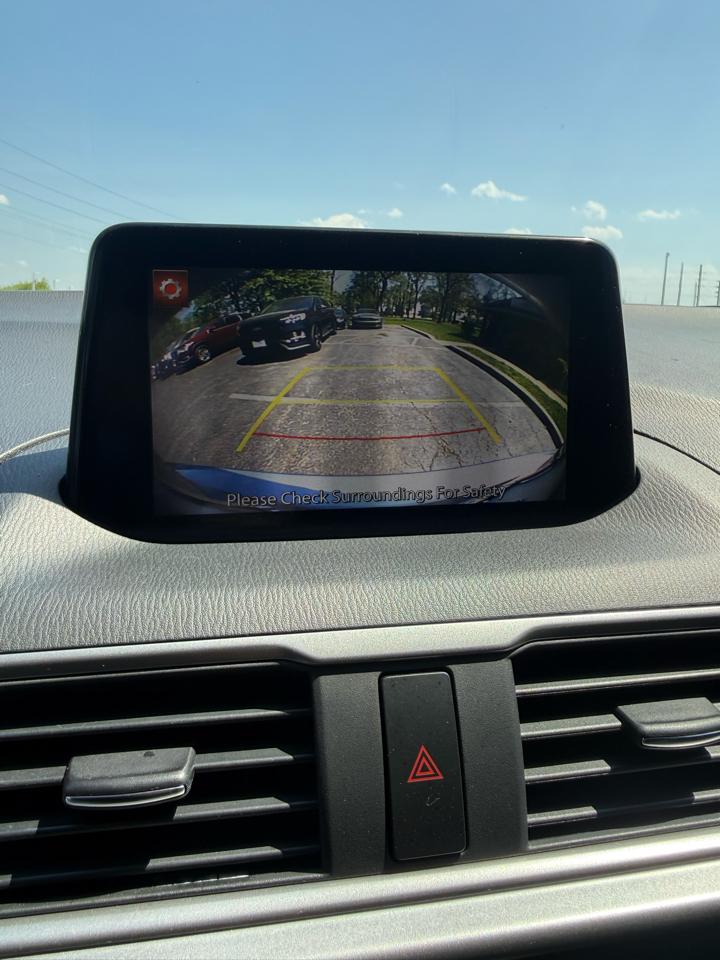 Mazda MAZDA3 4dr Sdn Auto s Touring 2018