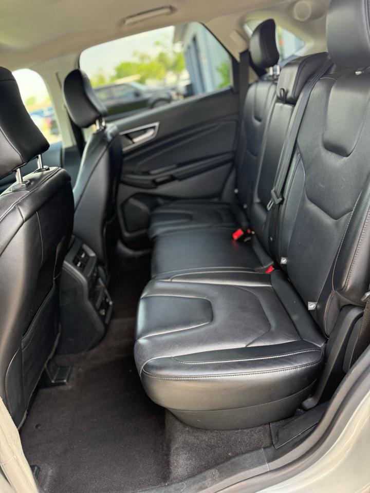 Ford Edge Titanium AWD 2022