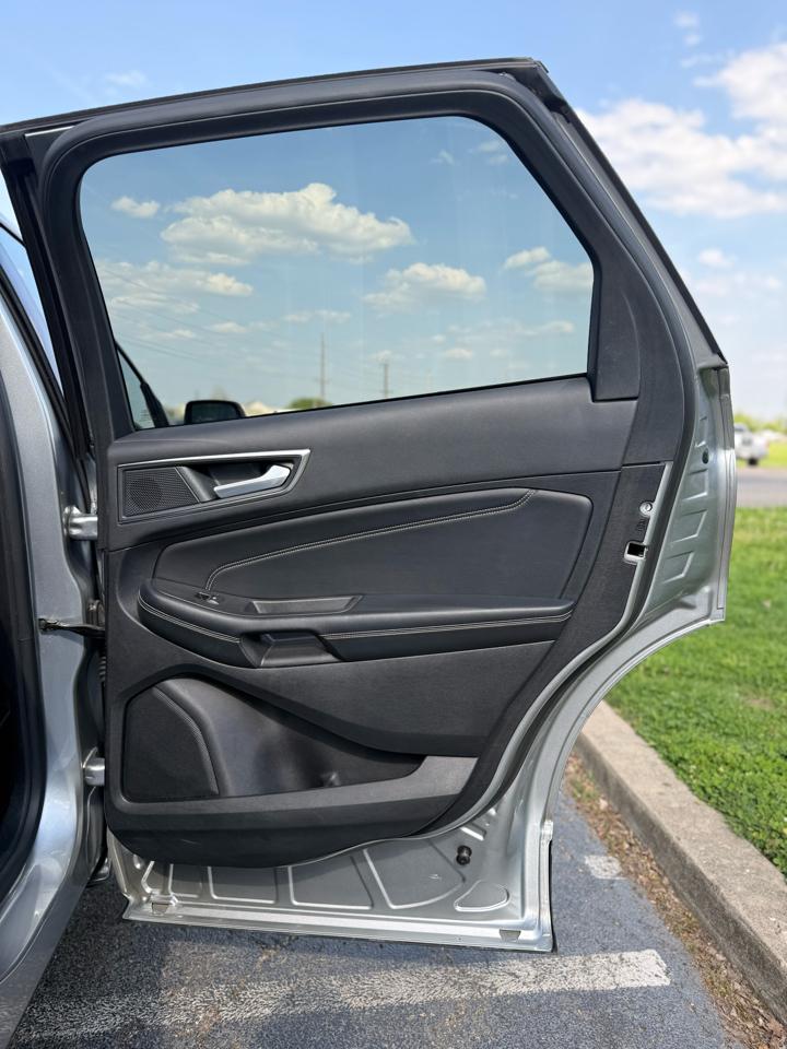 Ford Edge Titanium AWD 2022