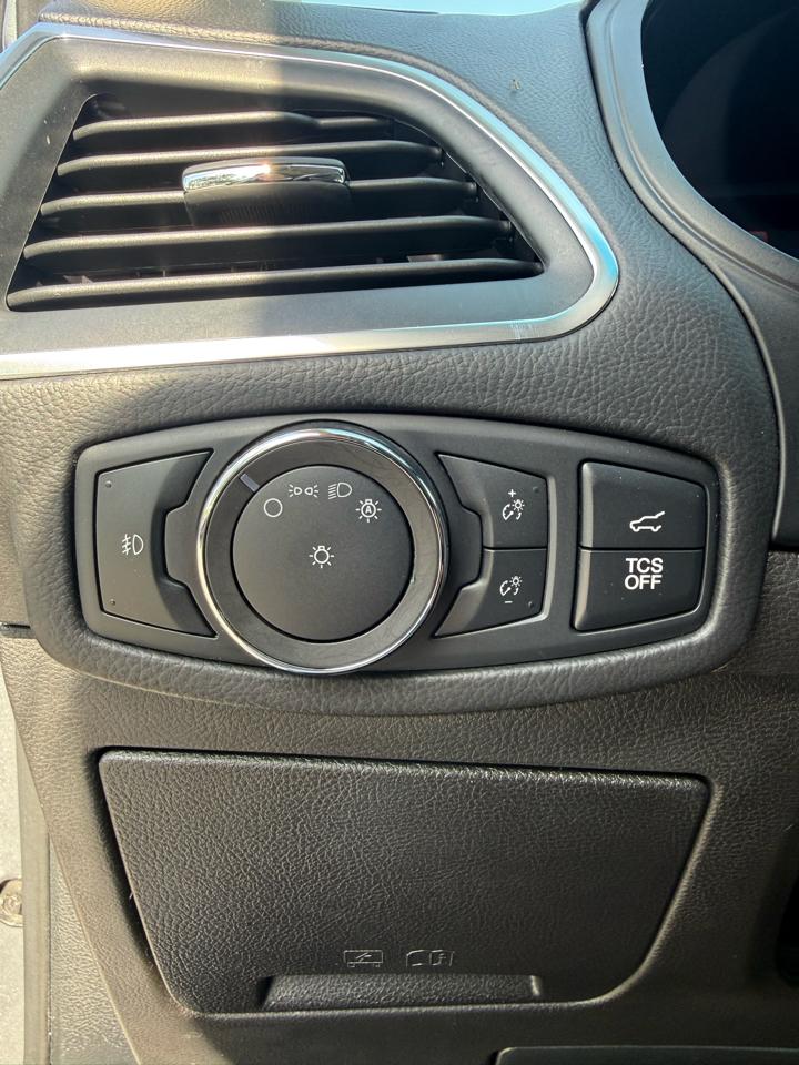 Ford Edge Titanium AWD 2022