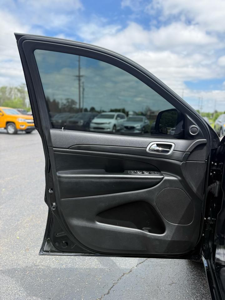 Jeep Grand Cherokee Laredo E 4WD 2021