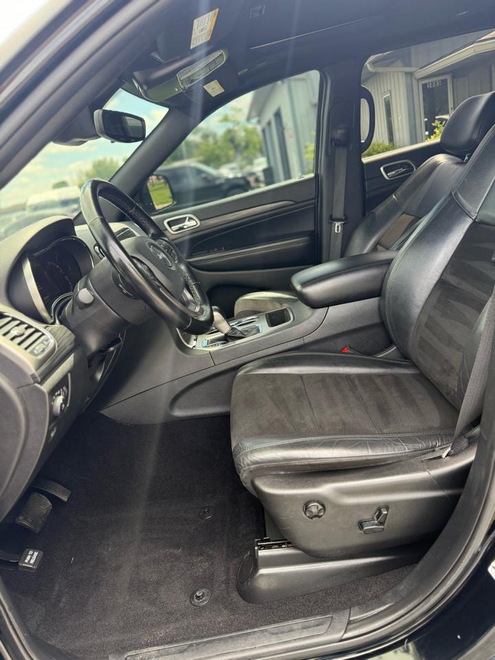 Jeep Grand Cherokee Laredo E 4WD 2021