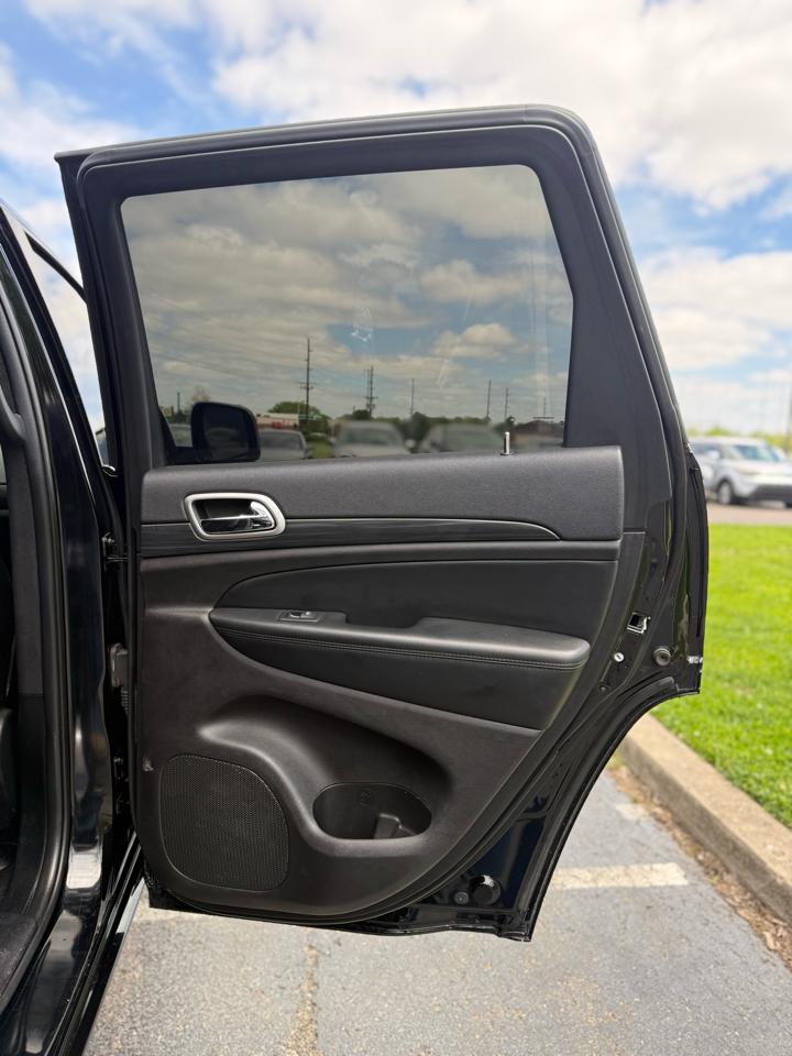 Jeep Grand Cherokee Laredo E 4WD 2021