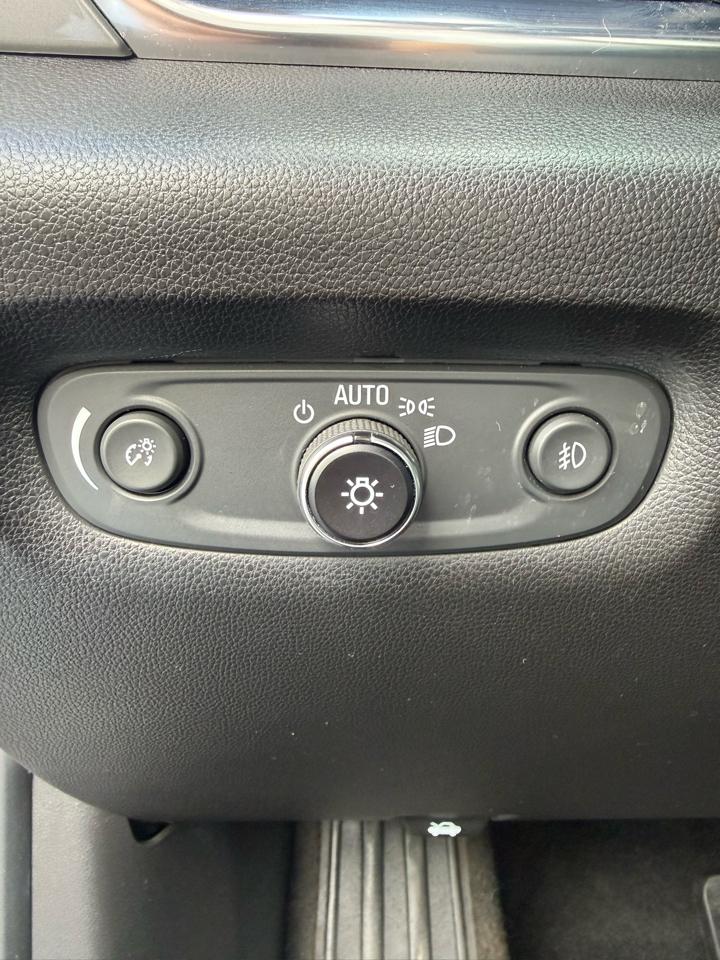 Chevrolet Traverse LT Cloth FWD 2018