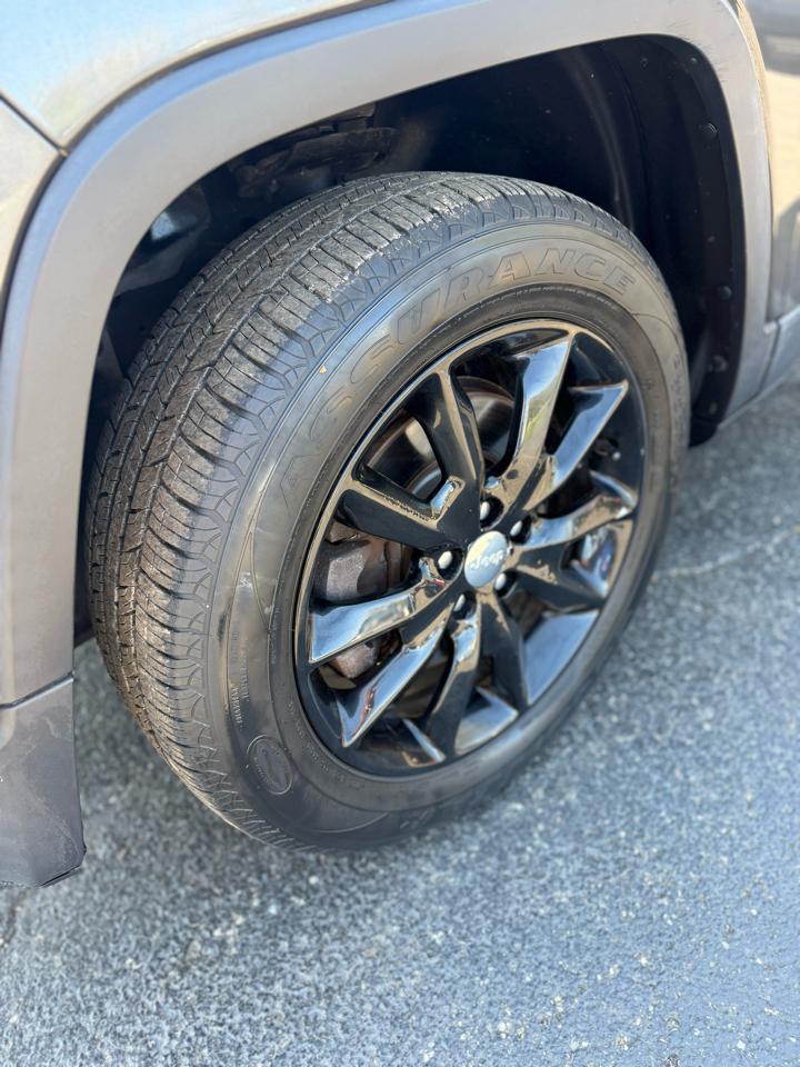 Jeep Cherokee Latitude 4WD 2014