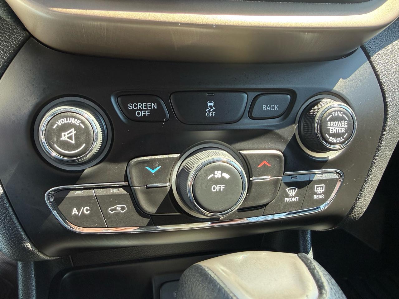 Jeep Cherokee Latitude 4WD 2014