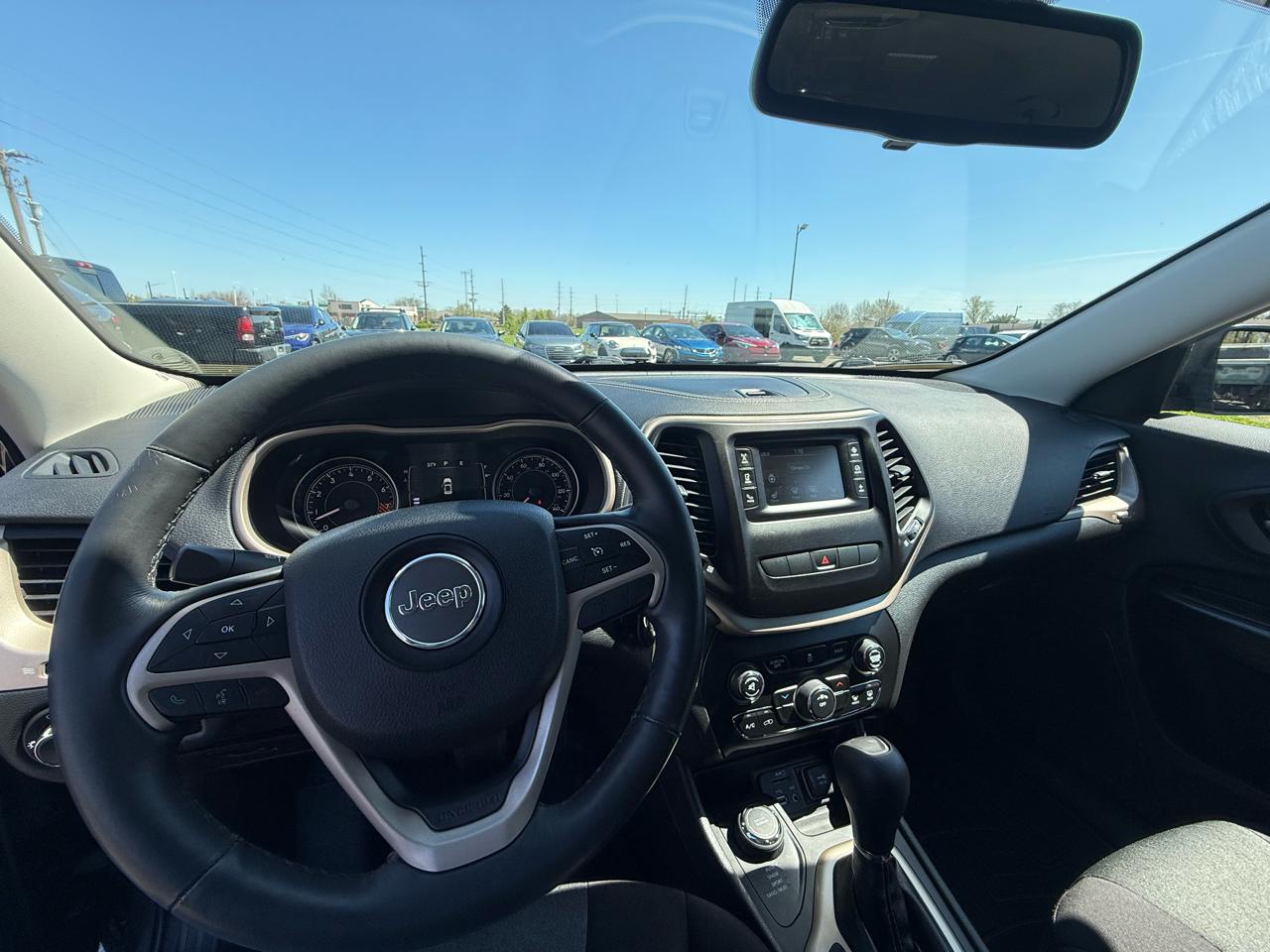 Jeep Cherokee Latitude 4WD 2014