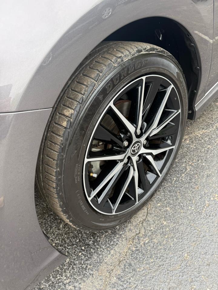 Toyota Camry SE 2022