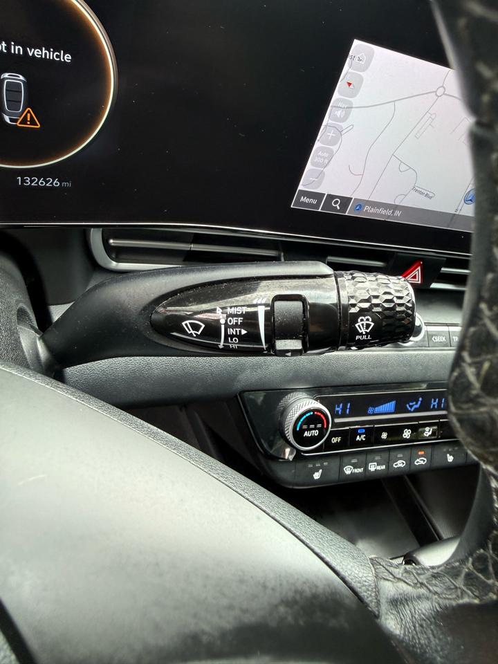 Hyundai Elantra SEL 2023