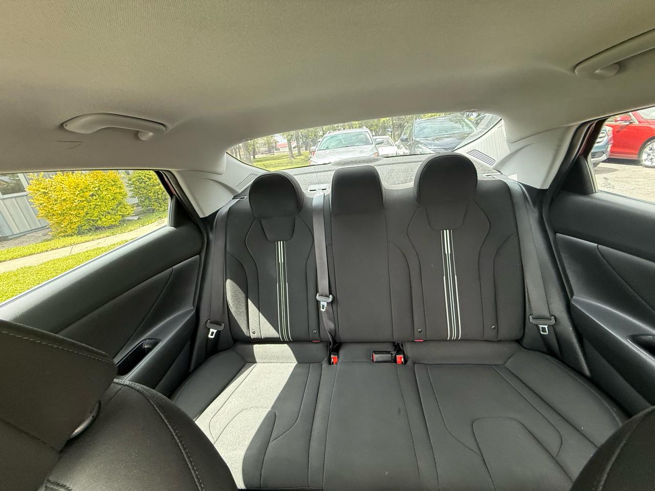 Hyundai Elantra SEL 2023