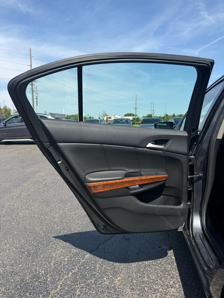 Honda Accord EX-L Sedan AT 2011