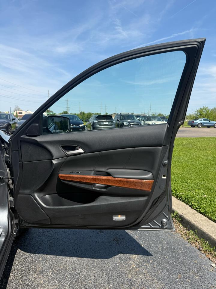 Honda Accord EX-L Sedan AT 2011