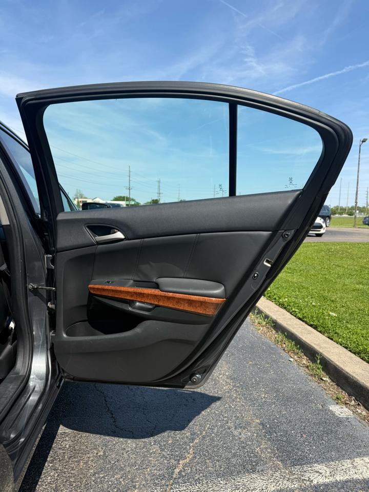 Honda Accord EX-L Sedan AT 2011