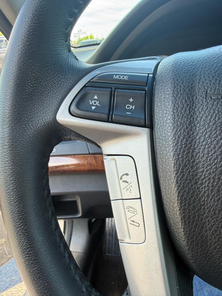 Honda Accord EX-L Sedan AT 2011